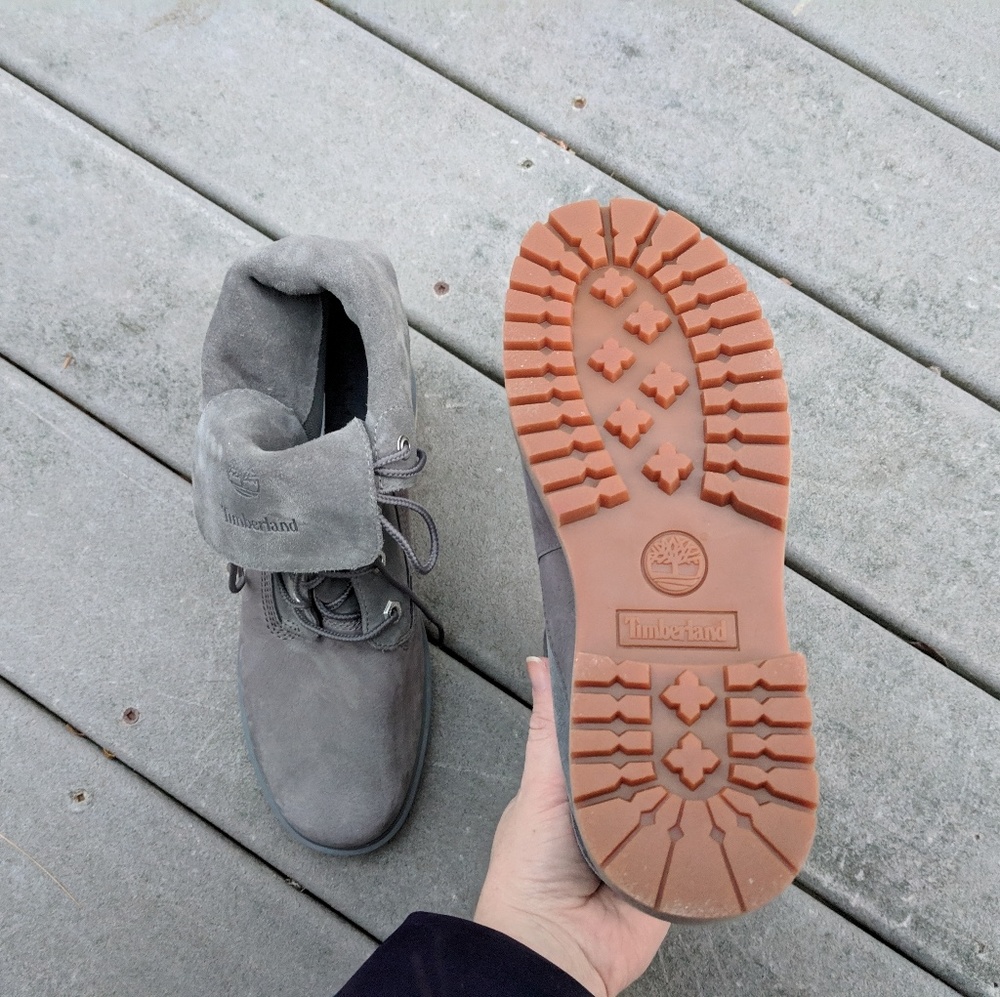 NWT Timberland Gray Fold-Down Boots, Ladies - Picture 2 of 4